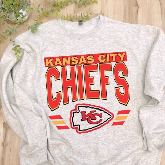New - Boutique KC Chiefs sweatshirt - Picture 1 of 4